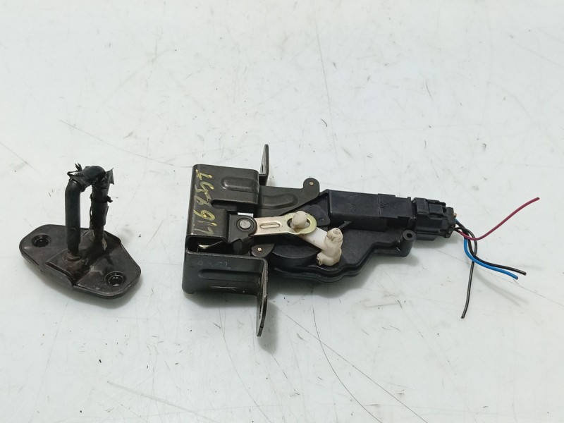 Recambio de cerradura maletero / porton para kia sorento 2.5 crdi cat referencia OEM IAM   