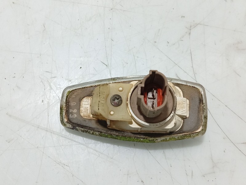 Recambio de piloto lateral izquierdo para kia sorento 2.5 crdi cat referencia OEM IAM   