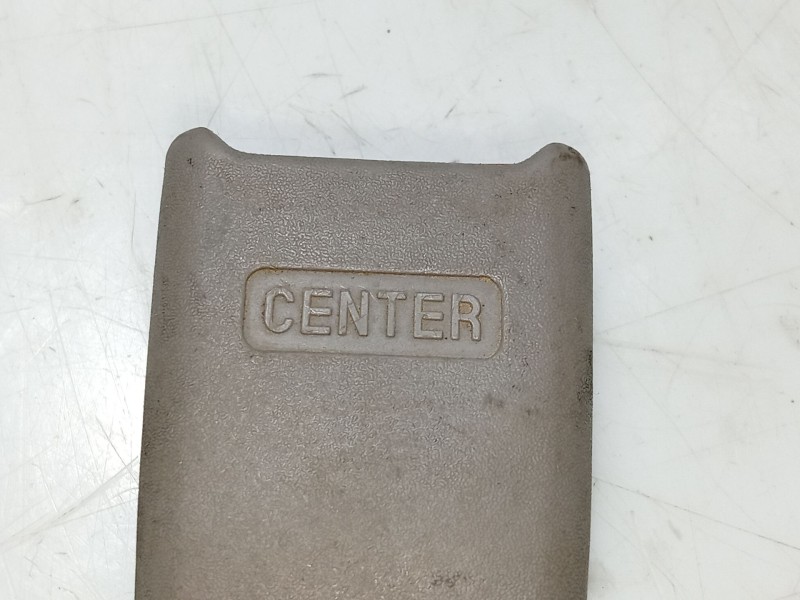 Recambio de anclaje cinturon trasero izquierdo para kia sorento 2.5 crdi cat referencia OEM IAM   