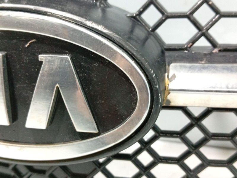 Recambio de moldura para kia sorento 2.5 crdi cat referencia OEM IAM   