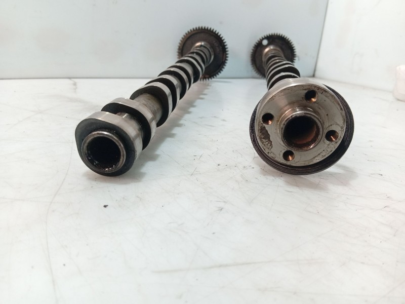 Recambio de arbol de levas para volvo s80 i (184) 2.4 d referencia OEM IAM   