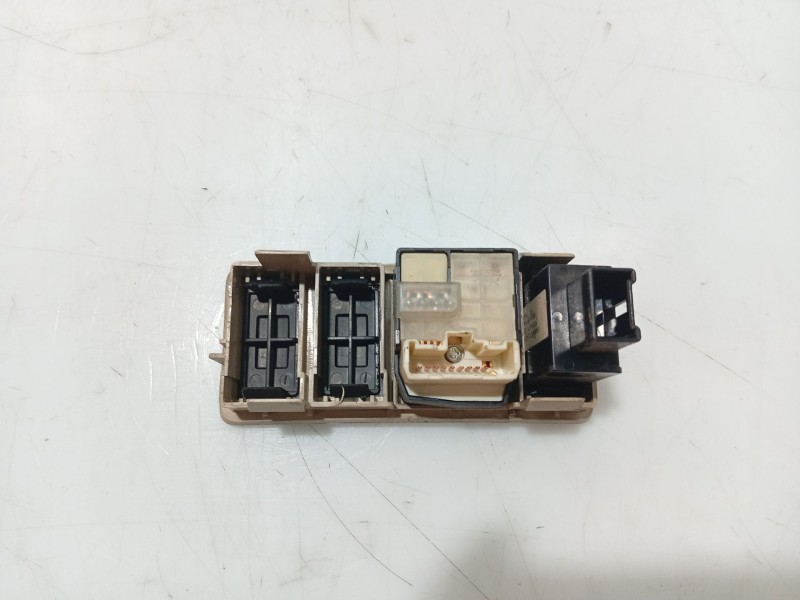 Recambio de mando multifuncion para toyota avensis (_t25_) 2.2 d-4d (adt251_) referencia OEM IAM   