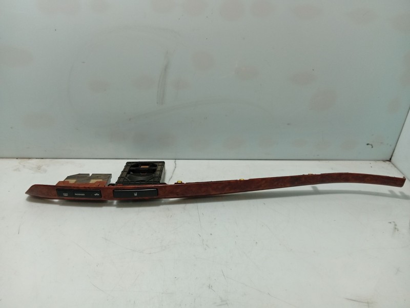 Recambio de moldura para toyota avensis (_t25_) 2.2 d-4d (adt251_) referencia OEM IAM   