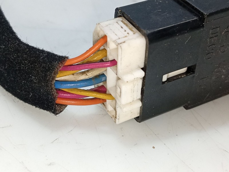 Recambio de warning para kia sorento 2.5 crdi cat referencia OEM IAM   