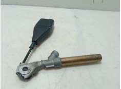 Recambio de anclaje cinturon delantero derecho para renault trafic ii furgoneta (fl) 1.9 dci 100 (fl0c) referencia OEM IAM    2