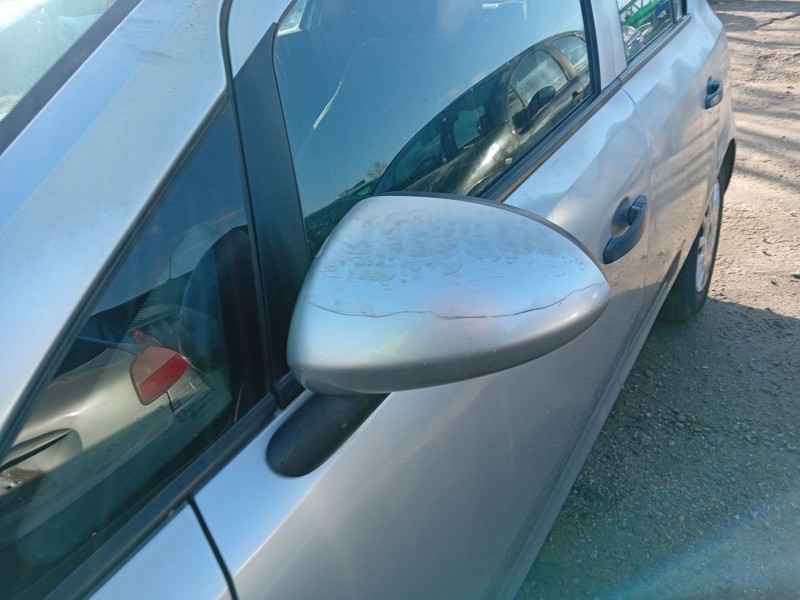 opel corsa d (s07) del año 2010