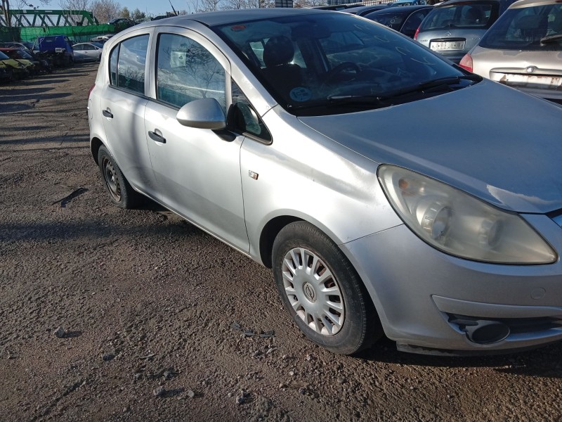 opel corsa d (s07) del año 2010