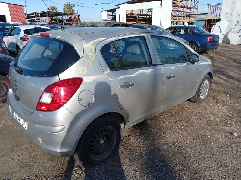 opel corsa d (s07) del año 2010