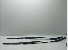 Recambio de brazo limpia delantero izquierdo para renault trafic ii furgoneta (fl) 1.9 dci 100 (fl0c) referencia OEM IAM 7701050