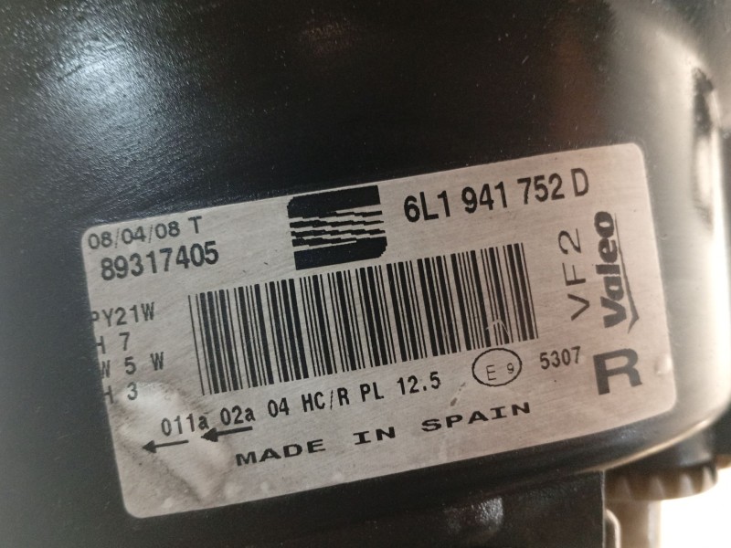 Recambio de faro derecho para seat ibiza iii (6l1) 1.4 16v referencia OEM IAM 6L1941752M  