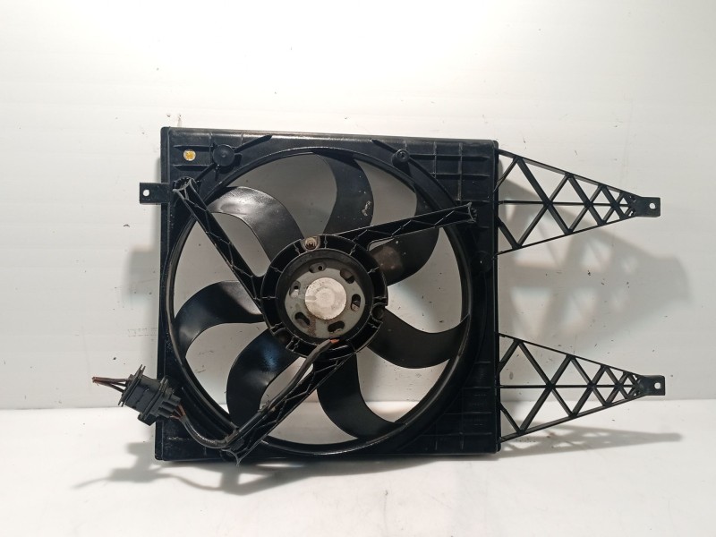 Recambio de electroventilador para seat ibiza iii (6l1) 1.4 16v referencia OEM IAM   