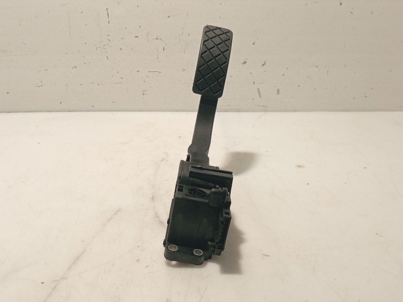 Recambio de potenciometro pedal para seat ibiza iii (6l1) 1.4 16v referencia OEM IAM   