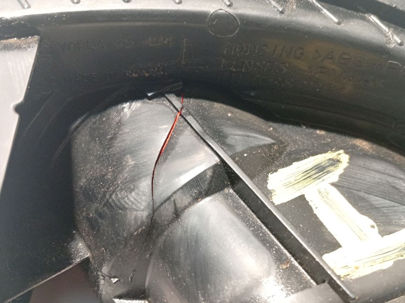 Recambio de piloto trasero izquierdo para seat ibiza iii (6l1) 1.4 16v referencia OEM IAM 6L6945111B  