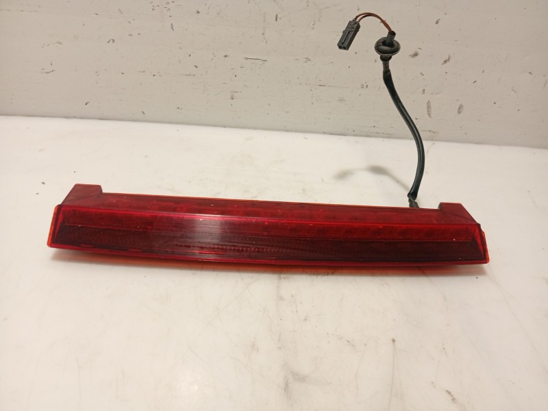 Recambio de luz central de freno para seat ibiza iii (6l1) 1.4 16v referencia OEM IAM   