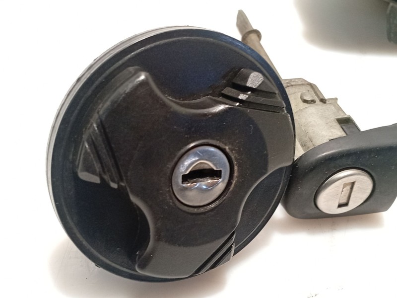 Recambio de conmutador de arranque para seat ibiza iii (6l1) 1.4 16v referencia OEM IAM   