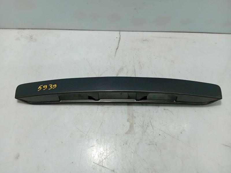 Recambio de moldura para mazda 6 hatchback (gg) 2.0 (gges) referencia OEM IAM GJ36549Y GJ6L50811 