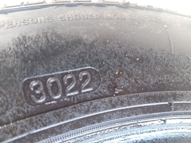 Recambio de neumatico para seat ibiza iii (6l1) 1.4 16v referencia OEM IAM   