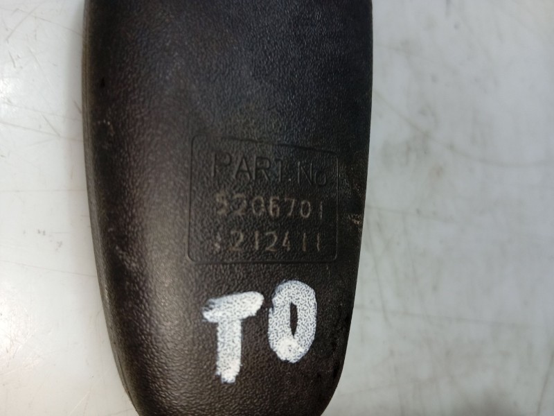 Recambio de anclaje cinturon trasero derecho para saab 9-5 berlina referencia OEM IAM   