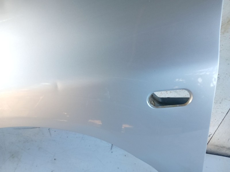 Recambio de aleta delantera izquierda para seat ibiza iii (6l1) 1.4 16v referencia OEM IAM 6L0821021C  