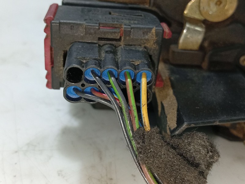 Recambio de cerradura puerta delantera izquierda para saab 9-5 berlina referencia OEM IAM   