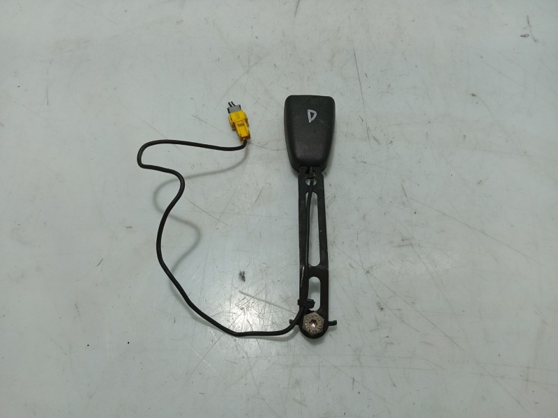 Recambio de anclaje cinturon delantero derecho para saab 9-5 berlina referencia OEM IAM   
