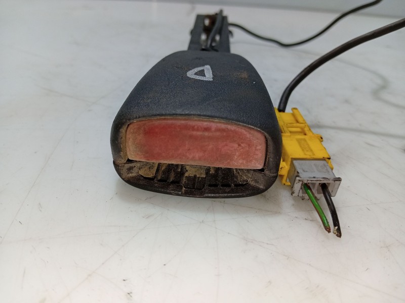Recambio de anclaje cinturon delantero derecho para saab 9-5 berlina referencia OEM IAM   