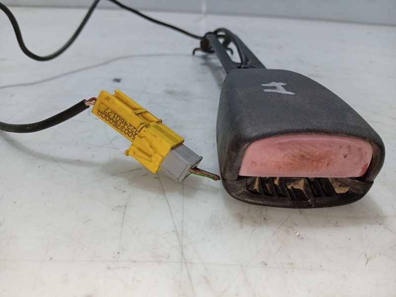 Recambio de anclaje cinturon delantero izquierdo para saab 9-5 berlina referencia OEM IAM   