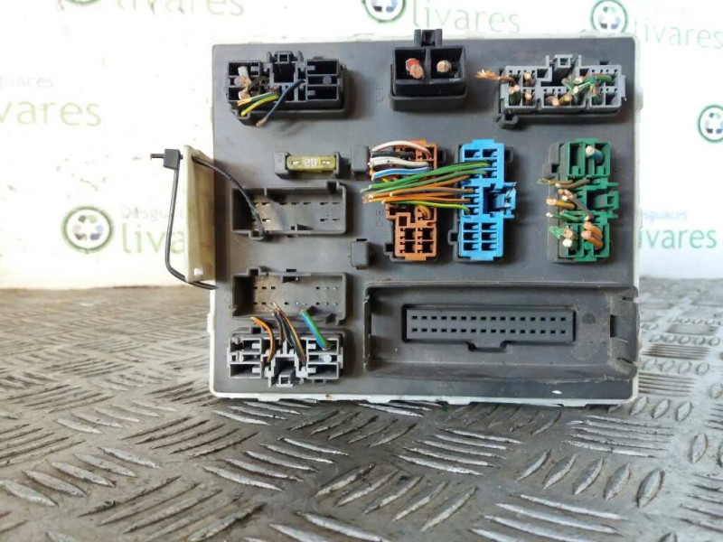 Recambio de caja reles / fusibles para ford focus berlina (cak) trend   |   08.98 - 12.04 | 1998 - 2004 | 101 cv / 74 kw referen