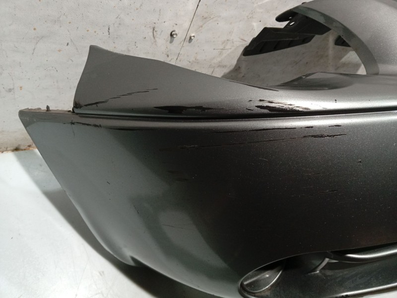 Recambio de paragolpes delantero para chrysler voyager iv (rg, rs) 2.5 crd referencia OEM IAM 05018639AA  