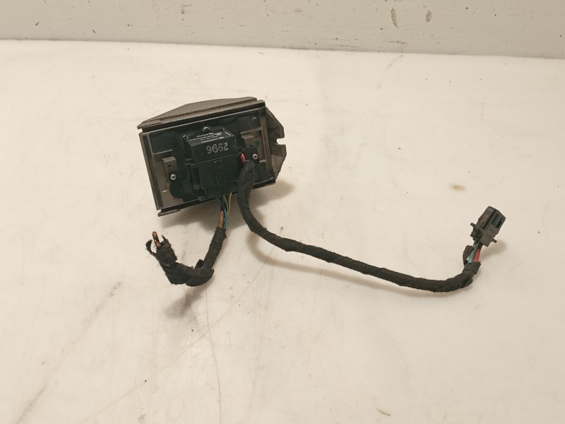 Recambio de resistencia calefaccion para seat ibiza iii (6l1) 1.4 16v referencia OEM IAM 6Q1907521A  