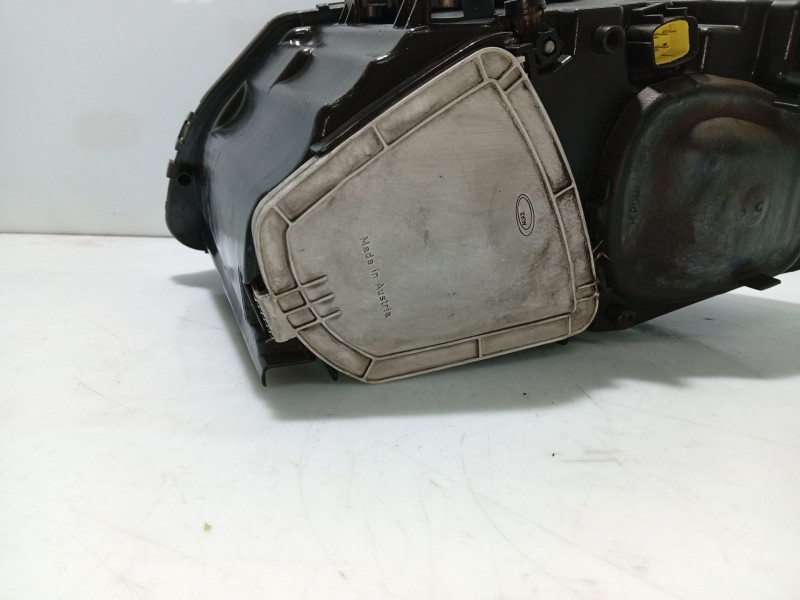 Recambio de faro derecho para chrysler voyager iv (rg, rs) 2.5 crd referencia OEM IAM 04857702AB  