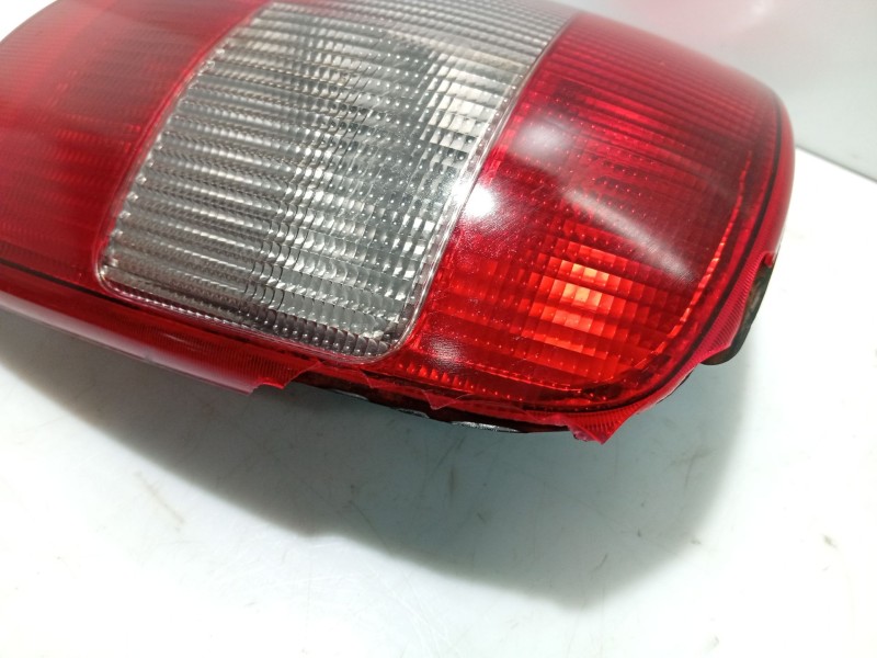 Recambio de piloto trasero izquierdo para chrysler voyager iv (rg, rs) 2.5 crd referencia OEM IAM   