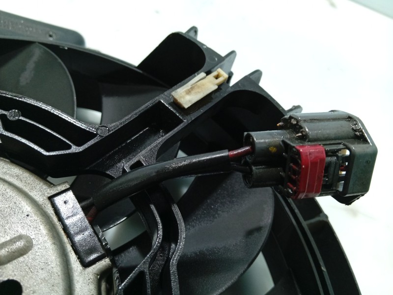 Recambio de electroventilador para chrysler voyager iv (rg, rs) 2.5 crd referencia OEM IAM   