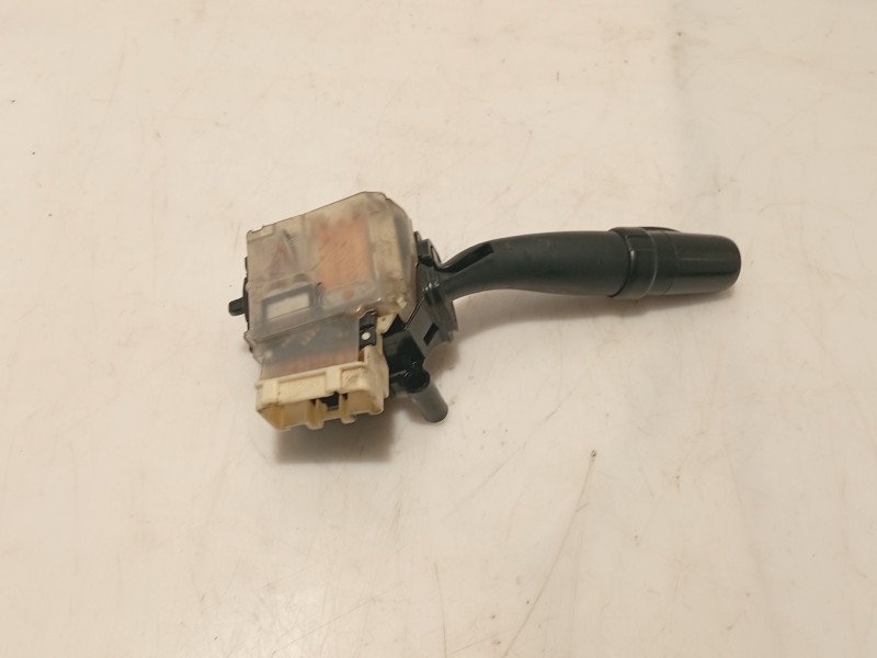 Recambio de mando luces para toyota avensis sedán (_t25_) 2.0 d-4d (cdt250_) referencia OEM IAM   