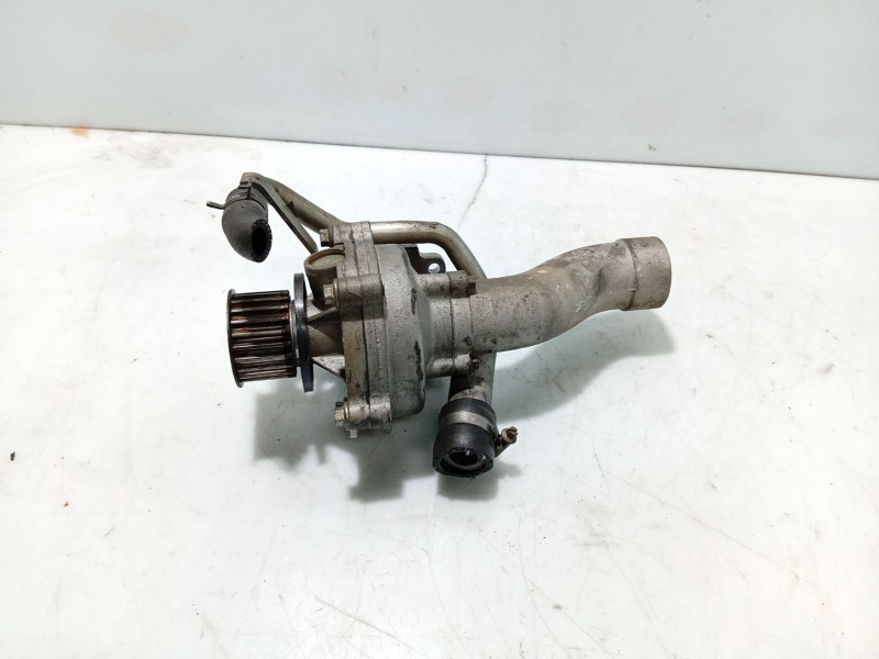 Recambio de bomba agua para chrysler voyager iv (rg, rs) 2.5 crd referencia OEM IAM   