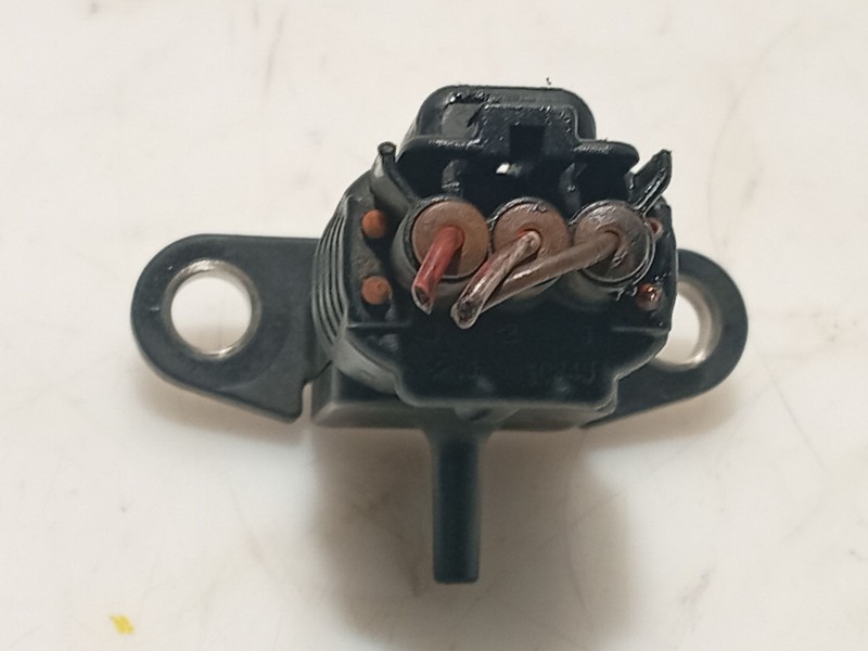 Recambio de sensor para toyota avensis sedán (_t25_) 2.0 d-4d (cdt250_) referencia OEM IAM   