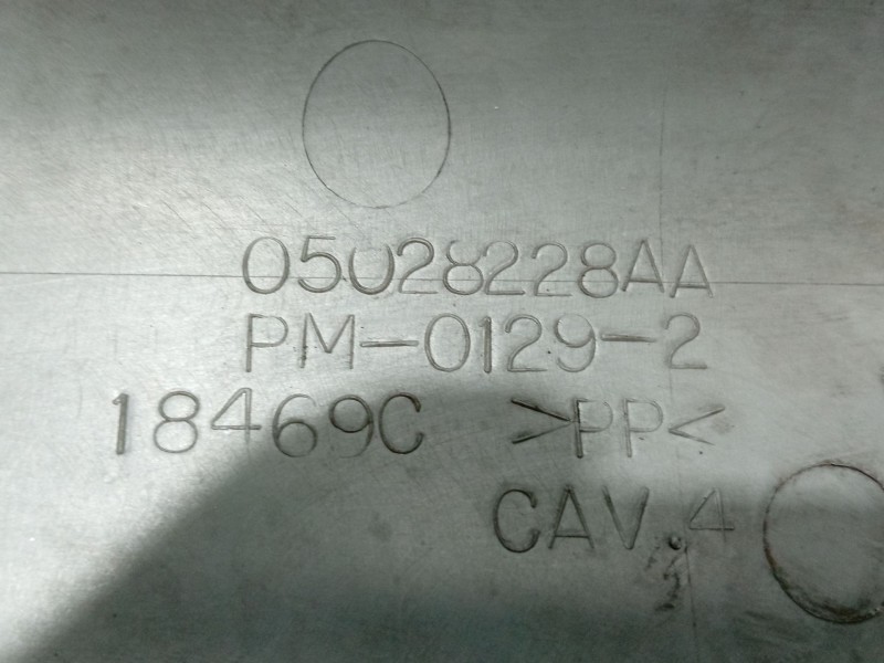 Recambio de moldura para chrysler voyager iv (rg, rs) 2.5 crd referencia OEM IAM   