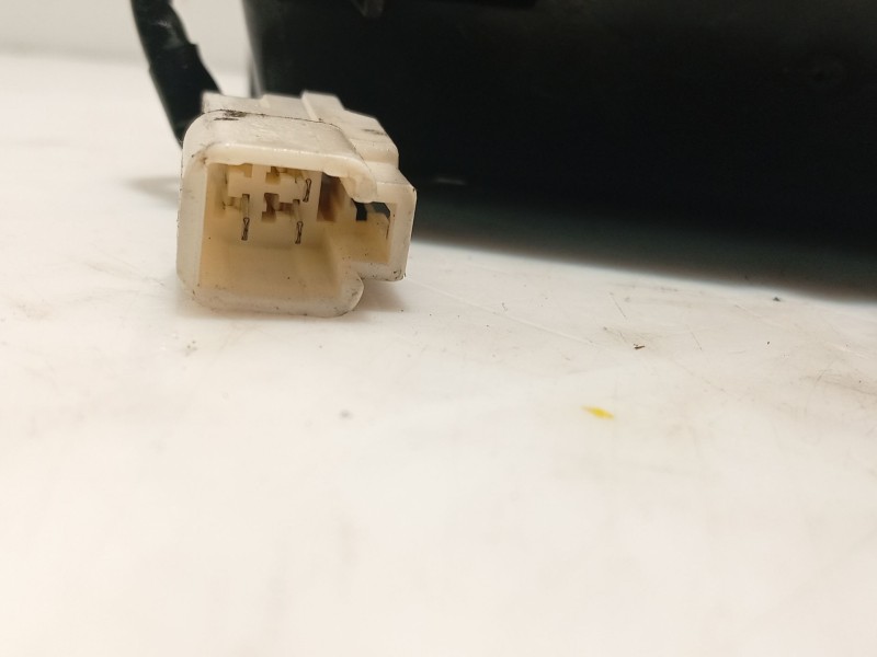 Recambio de moldura para toyota avensis sedán (_t25_) 2.0 d-4d (cdt250_) referencia OEM IAM   