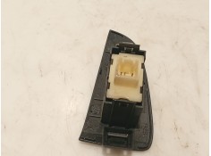 Recambio de mando elevalunas trasero derecho para toyota avensis sedán (_t25_) 2.0 d-4d (cdt250_) referencia OEM IAM    2