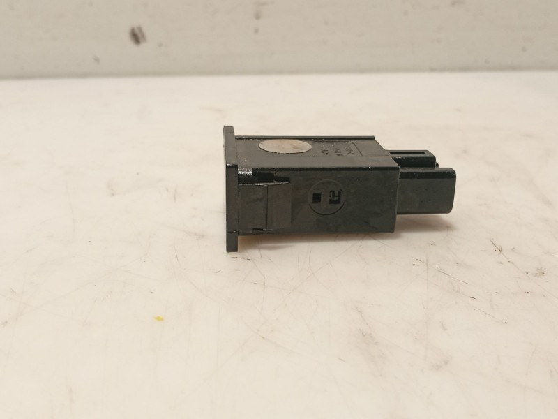 Recambio de interruptor para toyota avensis sedán (_t25_) 2.0 d-4d (cdt250_) referencia OEM IAM   