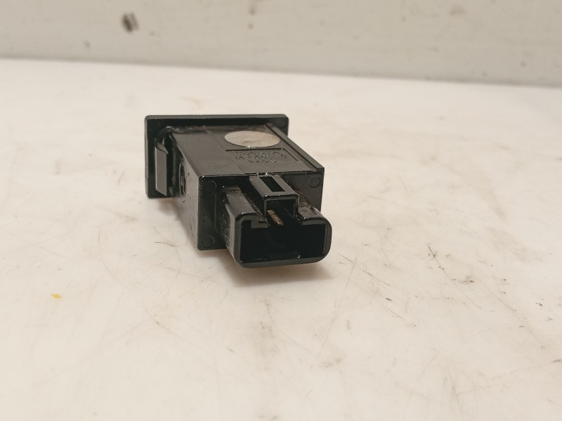 Recambio de interruptor para toyota avensis sedán (_t25_) 2.0 d-4d (cdt250_) referencia OEM IAM   