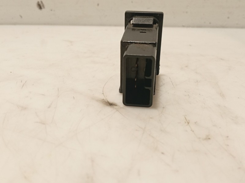 Recambio de interruptor para toyota avensis sedán (_t25_) 2.0 d-4d (cdt250_) referencia OEM IAM   