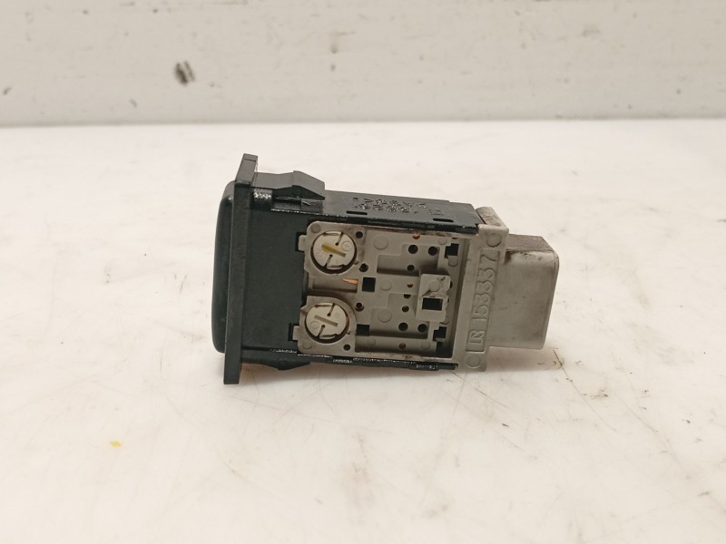 Recambio de interruptor para toyota avensis sedán (_t25_) 2.0 d-4d (cdt250_) referencia OEM IAM   