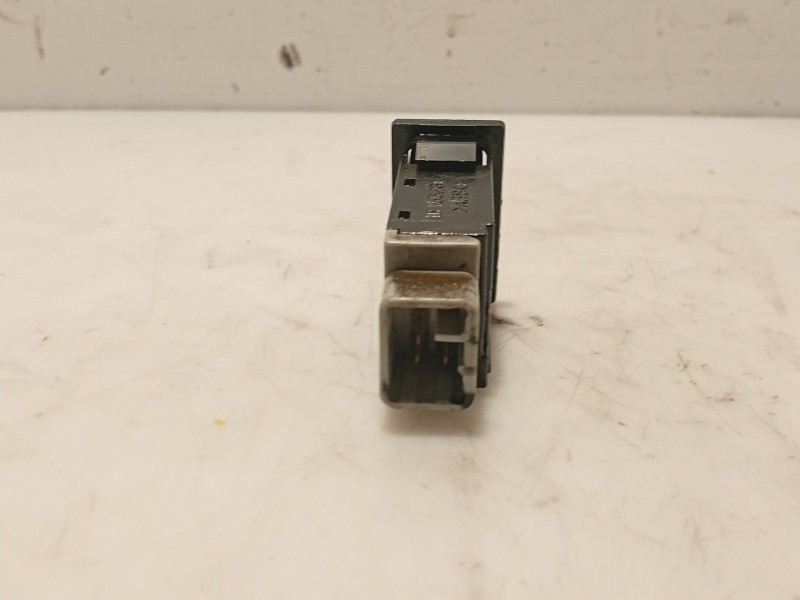 Recambio de interruptor para toyota avensis sedán (_t25_) 2.0 d-4d (cdt250_) referencia OEM IAM   