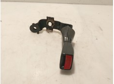 Recambio de anclaje cinturon trasero derecho para toyota avensis sedán (_t25_) 2.0 d-4d (cdt250_) referencia OEM IAM   