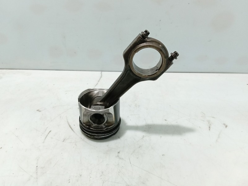 Recambio de piston para chrysler voyager iv (rg, rs) 2.5 crd referencia OEM IAM   