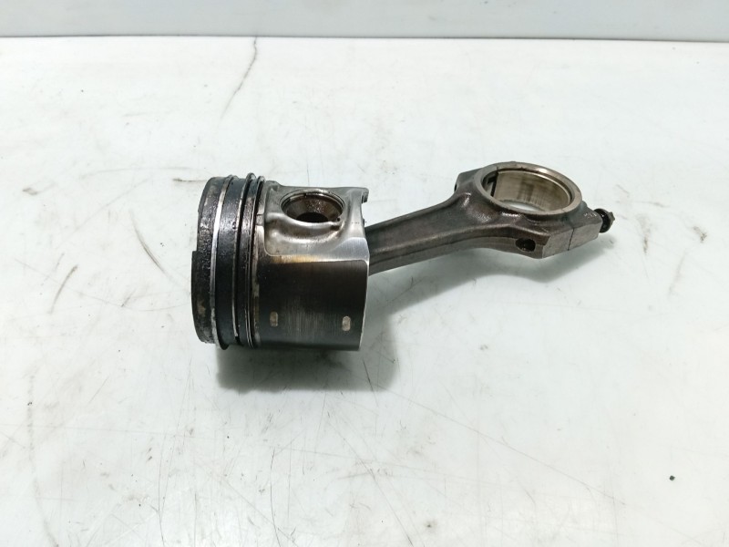 Recambio de piston para chrysler voyager iv (rg, rs) 2.5 crd referencia OEM IAM   