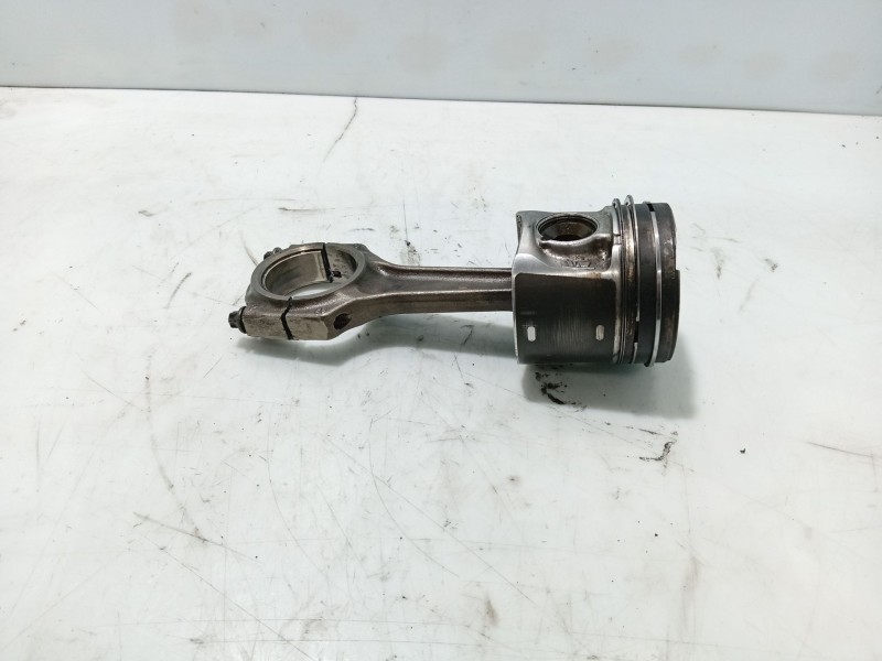 Recambio de piston para chrysler voyager iv (rg, rs) 2.5 crd referencia OEM IAM   