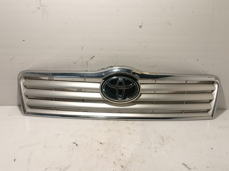 Recambio de moldura para toyota avensis sedán (_t25_) 2.0 d-4d (cdt250_) referencia OEM IAM   