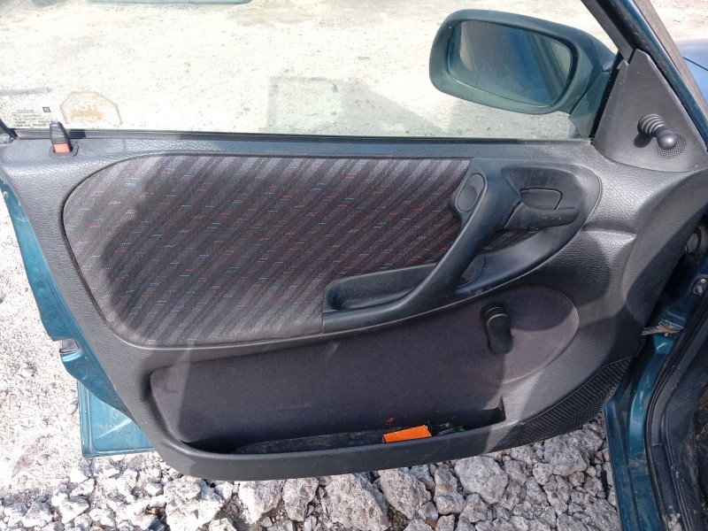 opel astra f sedán (t92) del año 1995